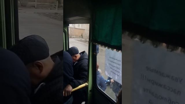 жесть в автобусе Усть-Каменогорск маршрут 32 соблюдаем дистанцию смотреть онлайн