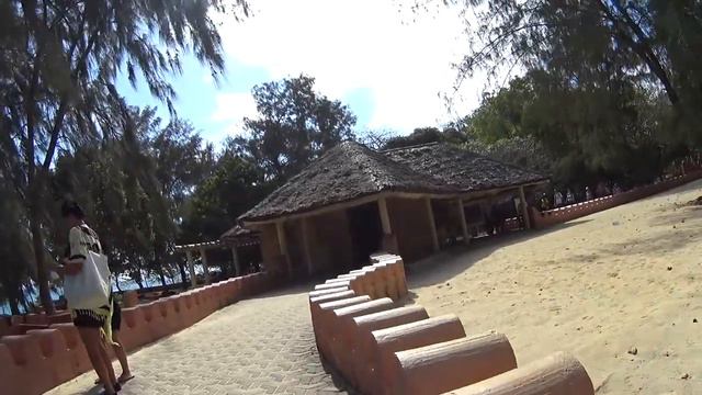 ZANZIBAR Ausflug mit dem Boot zur Insel PRISON ISLAND смотреть онлайн