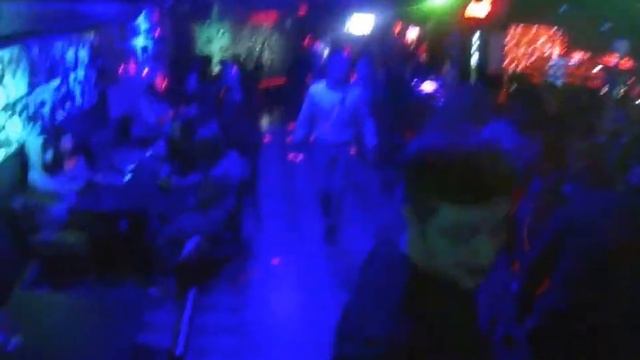 Бар в переулке. ONTHEGO 17/02 смотреть онлайн