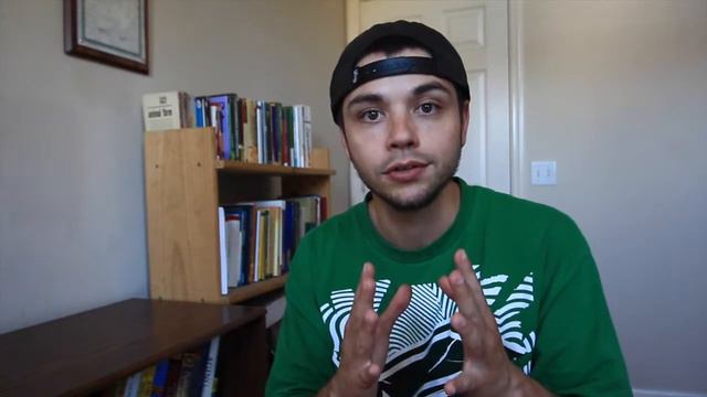 Get away - Keep away - W28D5 - Daily Phrasal Verbs - Learn English online free video lessons смотреть онлайн