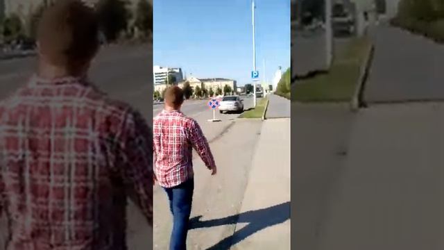 В Чечне очень понравилось, встретили как родного, не бойтесь, главное уважайте их традиции. Грозный смотреть онлайн