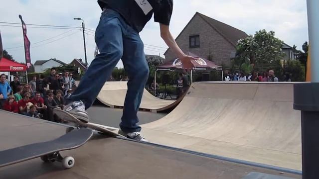 FREEZE MAGAZINE - Imperivm Mini Ramp Contest! смотреть онлайн