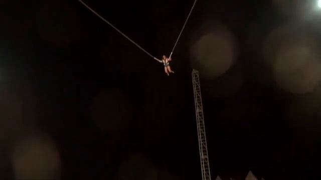 Болгария Солнечный Берег. Аттракцион BUNGEE смотреть онлайн