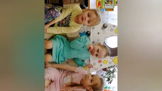 Дети средней группы "Радуга" поздравляет всех женщин с праздником! смотреть онлайн