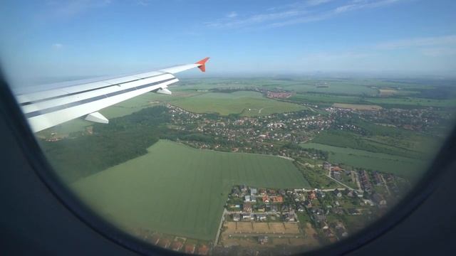 Посадка в Праге (Аэрофлот)/Landing in Prague (Aeroflot) смотреть онлайн