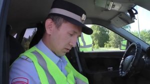 Напихал экипажу ДПС по самые мигалки