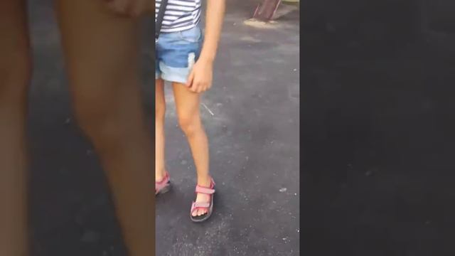Игра король любит не любит.Диана и Оля сошли с УМА смотреть онлайн