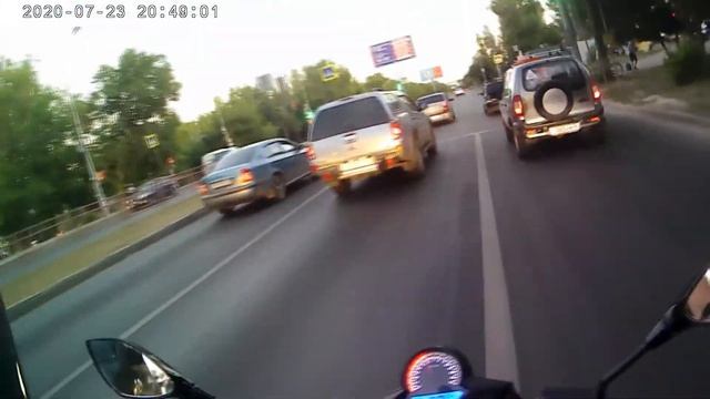 Omaks N10 держим дистанцию с Raser 250