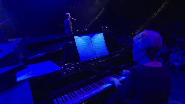 Robert McDougall "Stars" TDP Live смотреть онлайн