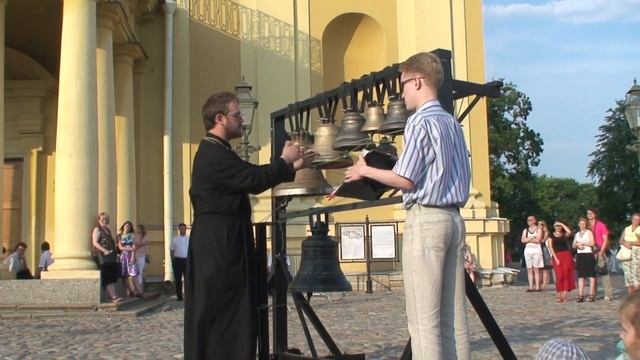 РОЖДЕСТВЕНСКИЙ ЗВОН смотреть онлайн