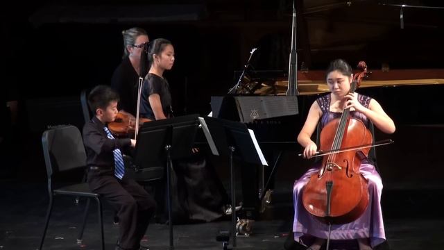 Music@Menlo: Beethoven Piano Trio in B-Flat Major, op.11 смотреть онлайн
