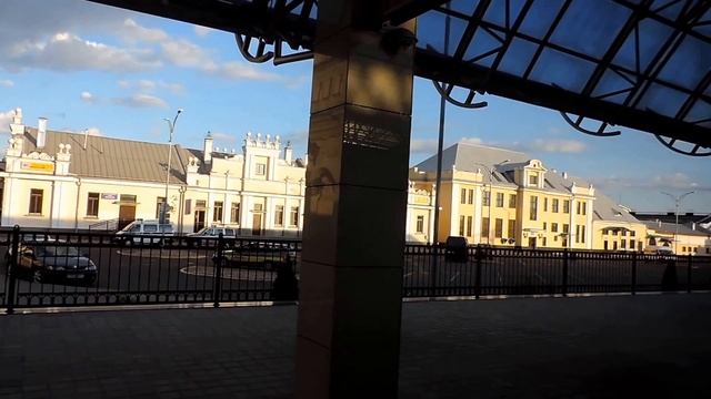 Платформа и железнодорожный вокзал в Бресте смотреть онлайн