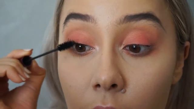 KIM KARDASHIAN PEACH MAKEUP LOOK смотреть онлайн