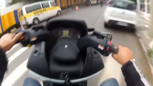 Test-Drive Suzuki Burgman 650 смотреть онлайн