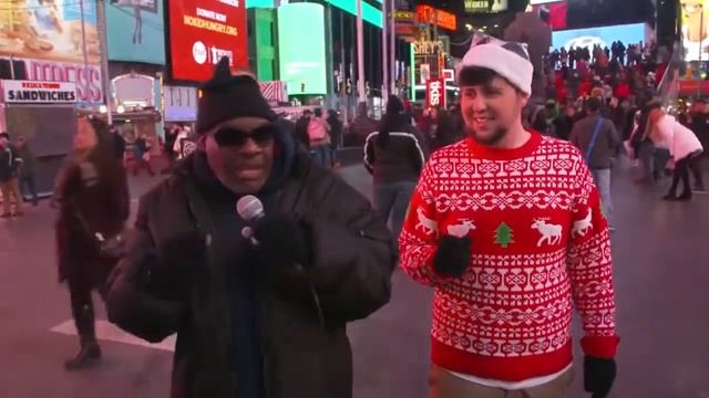 Джон Трон на рождество в Нью Йорке смотреть онлайн