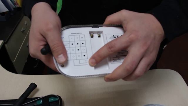 Сравнение двух светодиодных светильников для ЖКХ. Обзор (светодиодные светильники ЛУЧ) смотреть онлайн