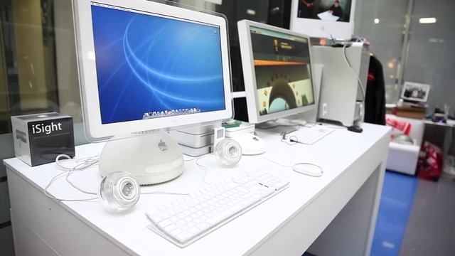 Самый красивый iMac из 2002г. - спустя 19 лет | iMac G4 или Лампа Джобса смотреть онлайн