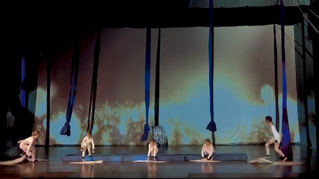 013 полотно дикие лебеди смотреть онлайн