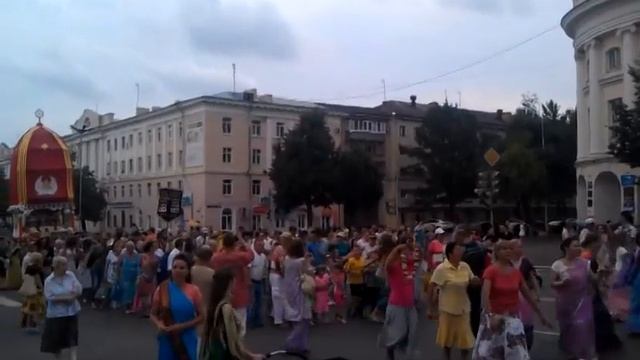 Фестиваль колесниц в Йошкар-Оле на Ленинском проспекте смотреть онлайн