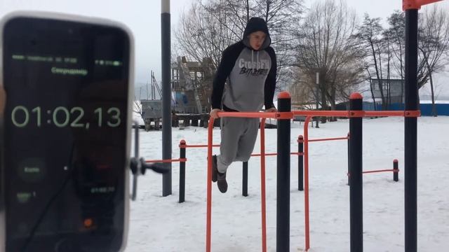 Вызов ОТЖИМАНИЯ НА БРУСЬЯХ за 120 секунд! GO UP MAN смотреть онлайн