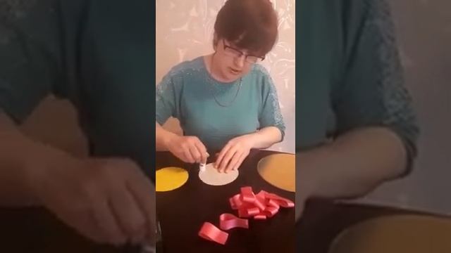 Аппликация из лент "Солнышко" смотреть онлайн