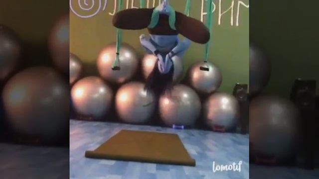 Йога в гамаках. Гольфстрим студия йоги и фитнеса. Аэро Йога. Новый Уренгой.Аэро Йога. смотреть онлайн