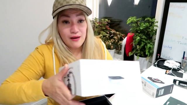 Logitech Streamcam | GSX 1200 Pro |GSP 601 Sennheiser UNBOXING смотреть онлайн