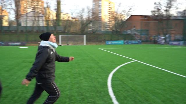 ЗАБЕЙ КАК МОЖНО БОЛЬШЕ ГОЛОВ ЧТОБЫ НЕ КОРМИТЬ ДРУГОГО ft. НЕЧАЙ, РОМАРОЙ, САНЯФИФА смотреть онлайн