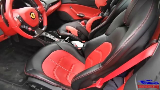 Quand Une Renault 16 Côtoie Une Ferrari 488 Spider - Pas La Même Voitures Mais La Même Passion