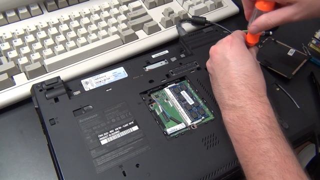 Removing a Supervisor Password from a ThinkPad. смотреть онлайн