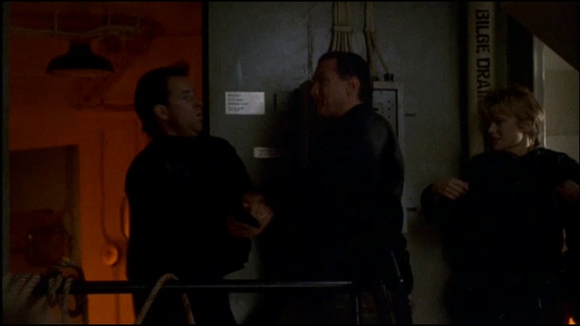 В осаде (трейлер) смотреть онлайн