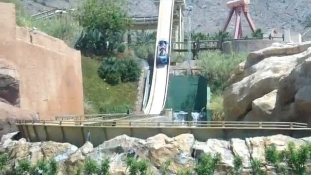 Освежающая поездка в Terra Mitica смотреть онлайн