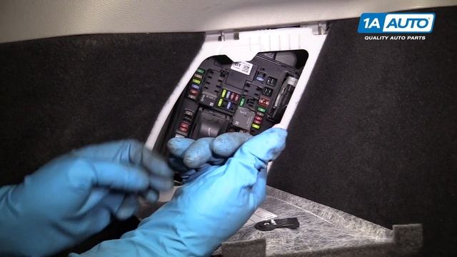 How to Access Fuse Boxes 10-16 Cadillac SRX смотреть онлайн