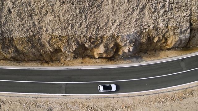2020 Mercedes GLB driving scenes смотреть онлайн