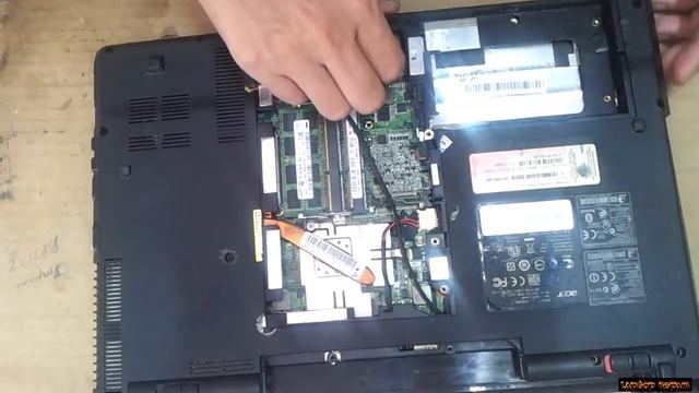 Laptop Acer Aspire 4820TG Disassembly and fan cleaning Laptop repair смотреть онлайн