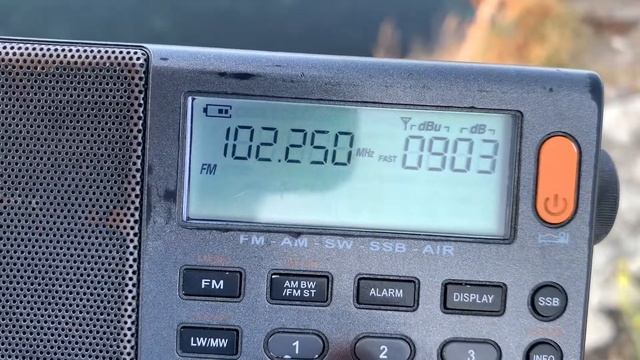 [Tropo] - 102.3 MHz- Дорожное радио (Судак, 247 км) смотреть онлайн