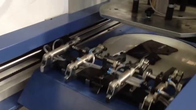 Производство пакетов типа «майка» в 1 ручей. Пакетоделательная машина GUR-IS MS-600p смотреть онлайн