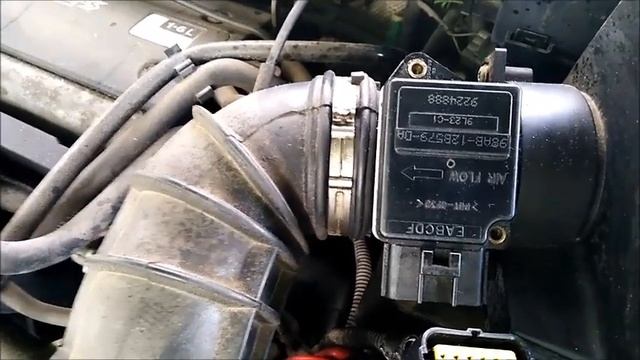 Промывка датчика массового расхода воздуха смотреть онлайн