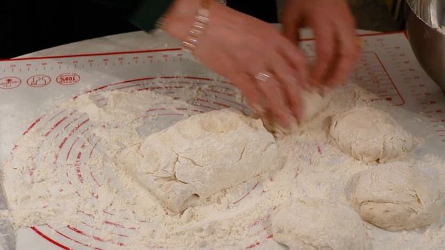 Чепалгаш - чеченские лепешки с творогом. Готовим на огне. Принимаем гостей. смотреть онлайн