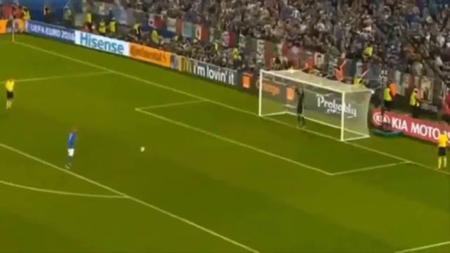 Zaza sbaglia il rigore il video più virale del web смотреть онлайн
