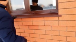 Как установить отлив на пластиковые окна!