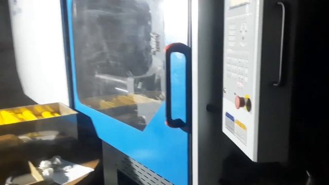 Six Axis robot for Injection molding machine¹ смотреть онлайн