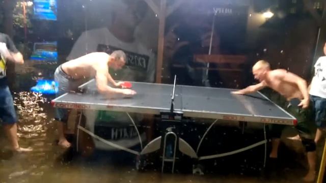 Как надо правильно играть в настольный теннис. смотреть онлайн