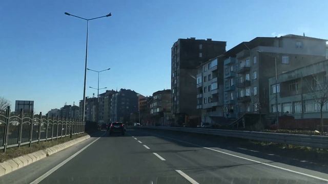 Nazlı Öksüz ~ Var Git Ölüm смотреть онлайн
