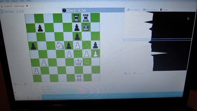 My first 5 minute game playing python (Pychess) смотреть онлайн