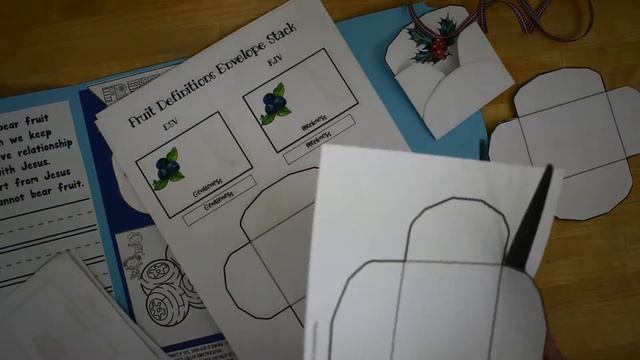 The Fruit of the Spirit Lessons and Lapbook смотреть онлайн