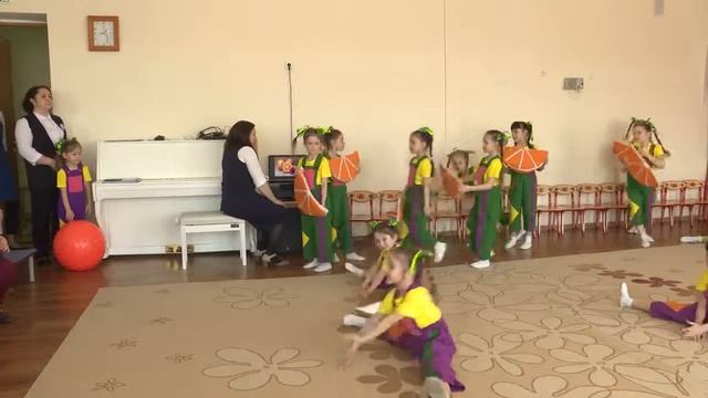 Музыкальное приветствие детей «Добро пожаловать в страну Почемучек!» смотреть онлайн