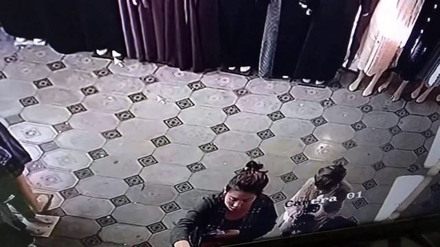 Маргилон Комбинат бозоридаги угрили ёш кизчаниям оргатишибти смотреть онлайн