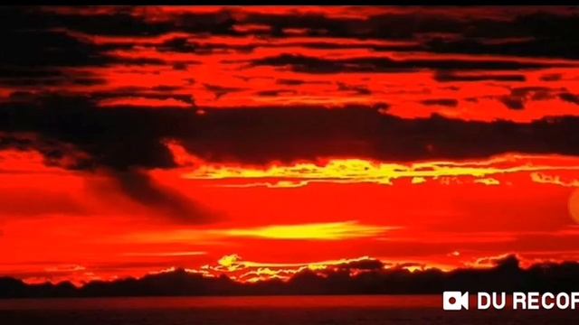 БЫЛ ВЕЧЕР ПОЗДНИЙ И БАГРОВЫЙ--А. Блок смотреть онлайн