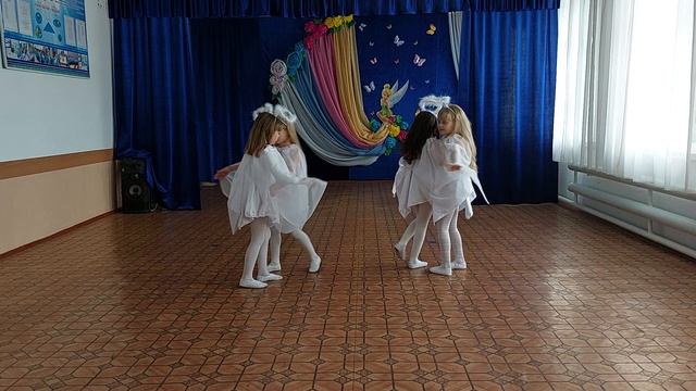 Танец "Ангелы ", посвящённый Международному женскому дню, учащиеся 1 класса смотреть онлайн